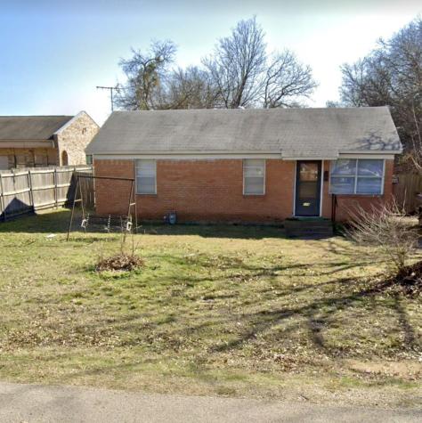 114 W Mona Avenue Duncanville TX 75137
