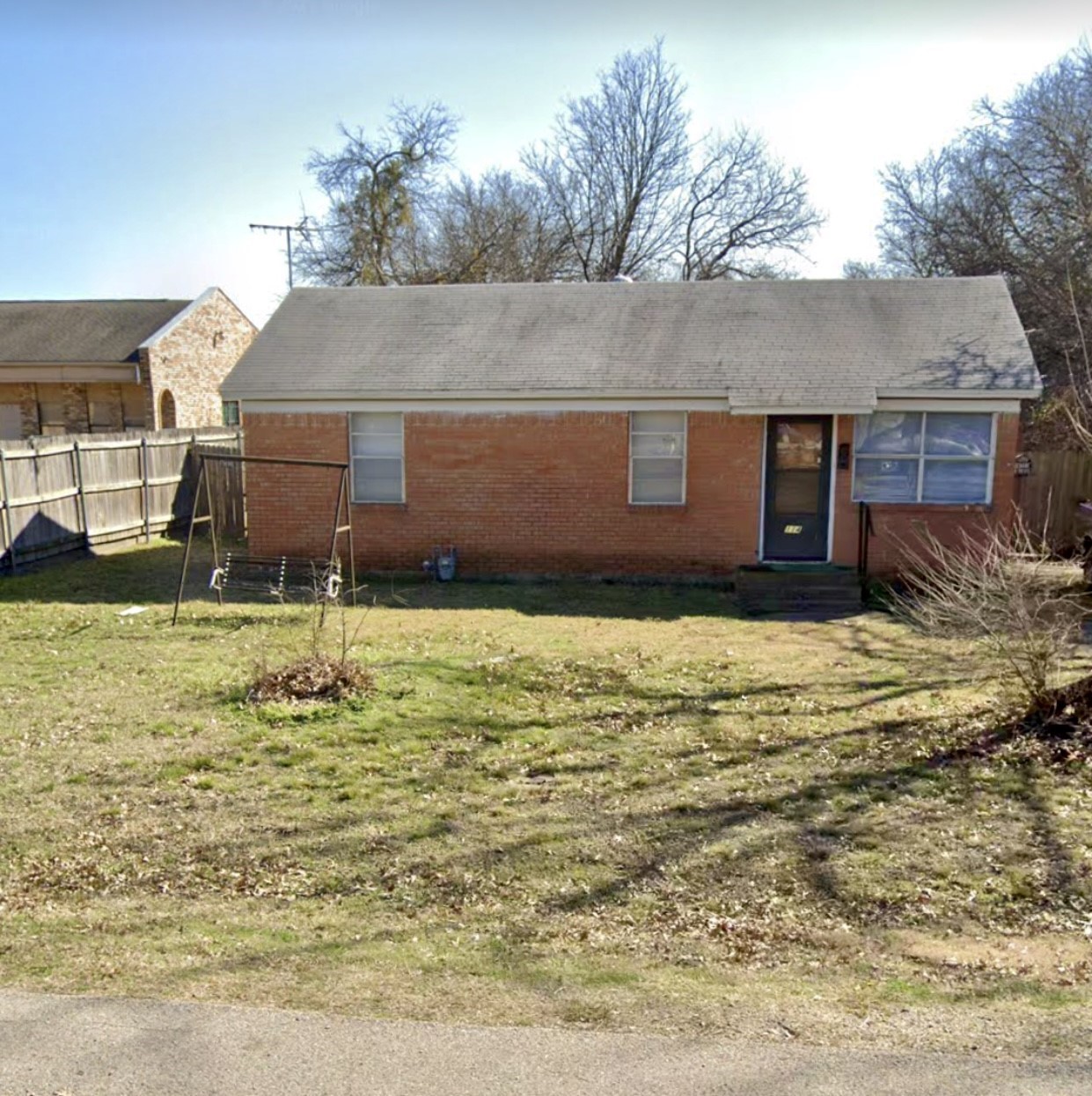 114 W Mona Avenue Duncanville TX 75137