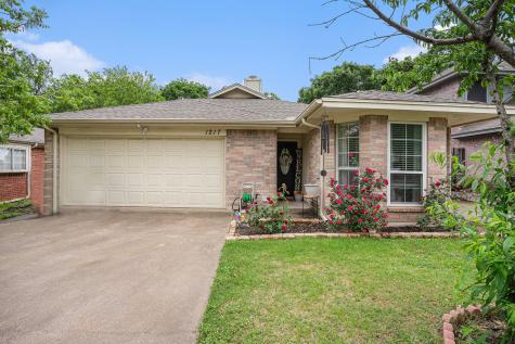 1217 Stone Creek Drive Mansfield TX 76063