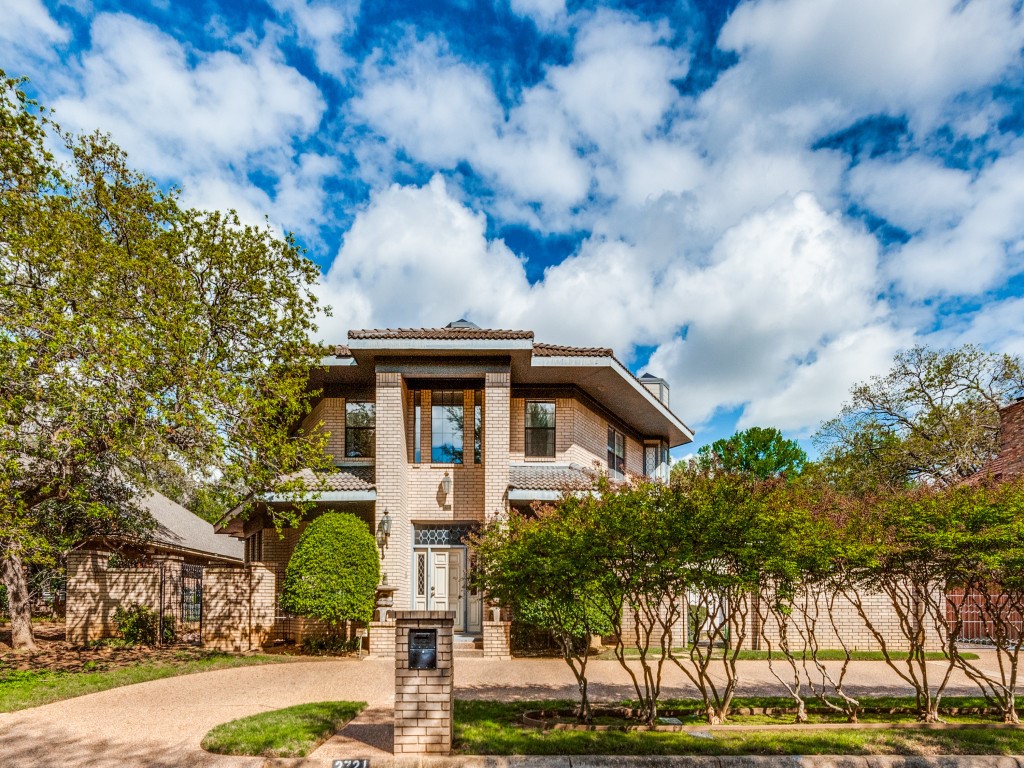 2721 Sunrise Drive Arlington TX 76006