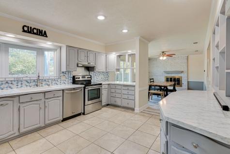 2721 Magnolia Drive Irving TX 75062