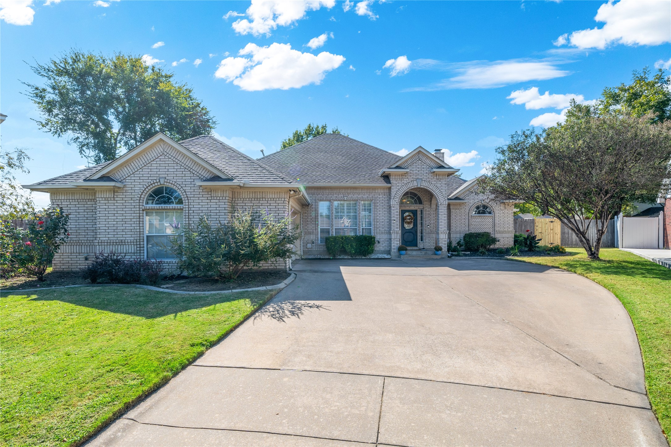 6423 Wilderness Court Arlington TX 76001