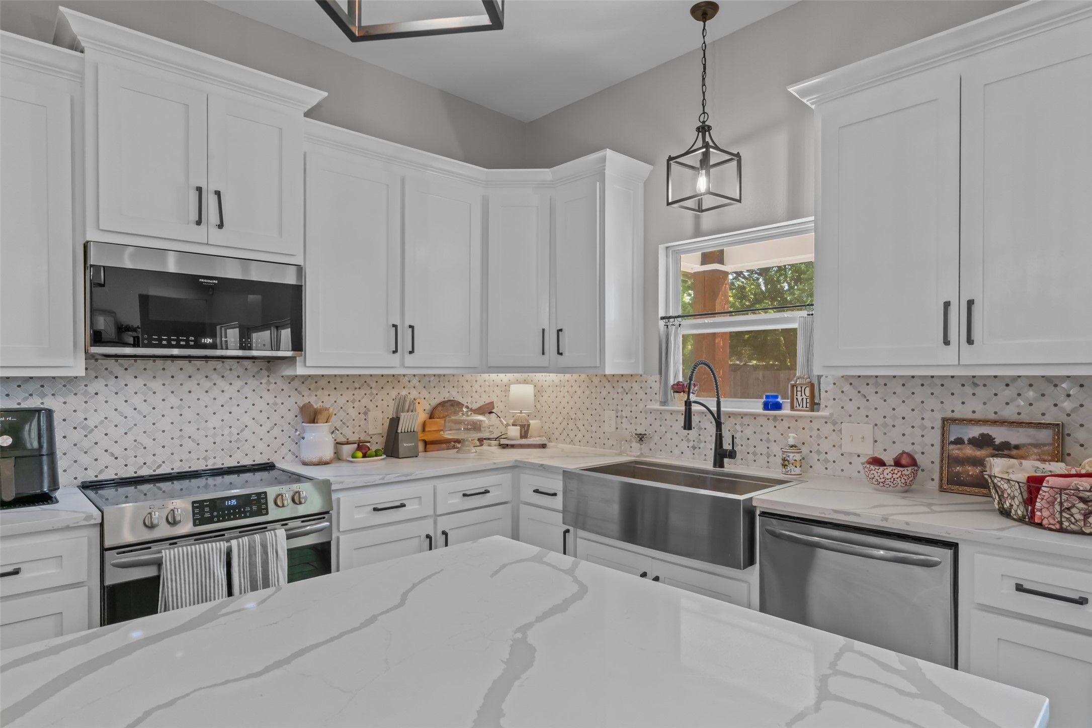 325 Berryhill Drive Springtown TX 76082