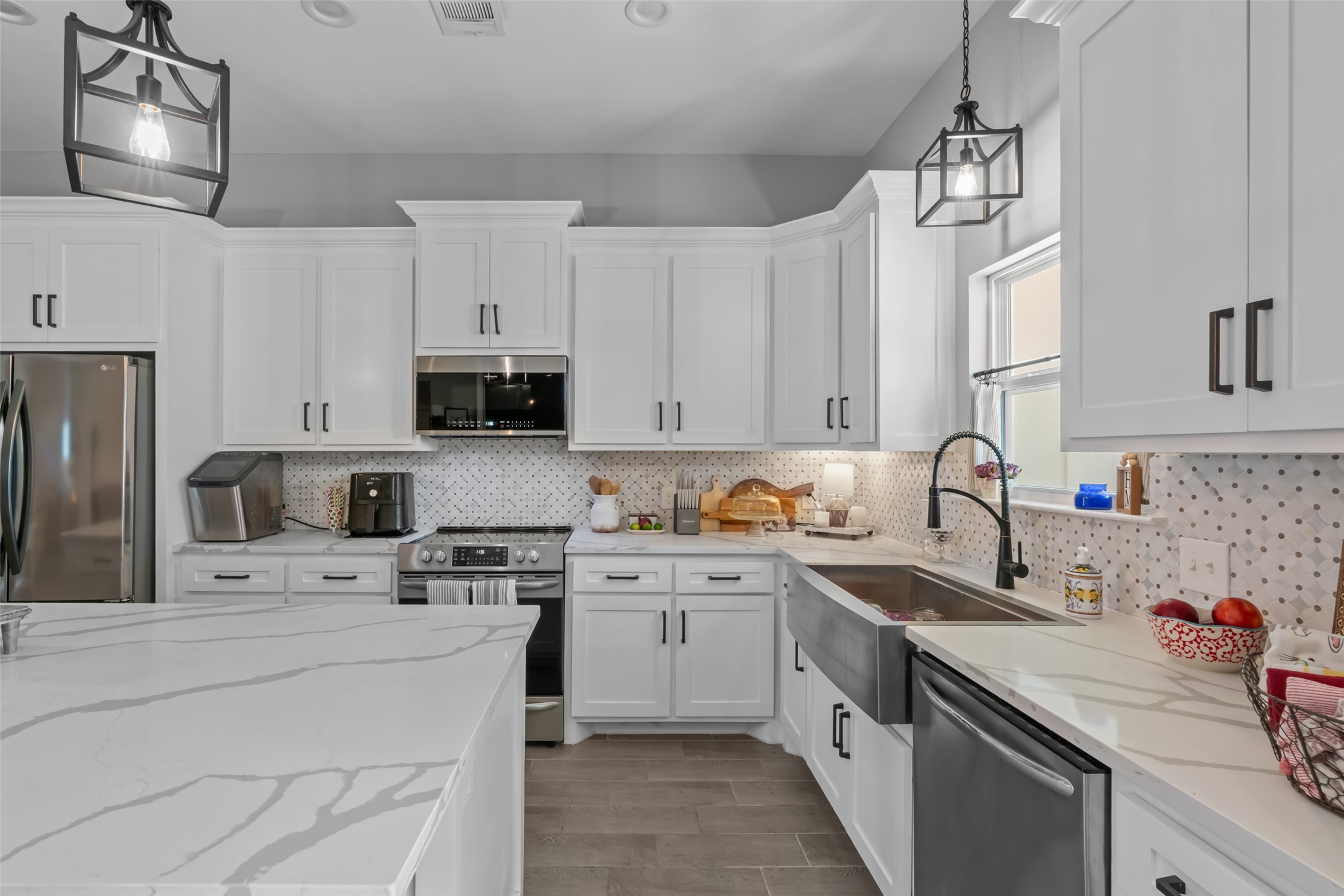 325 Berryhill Drive Springtown TX 76082