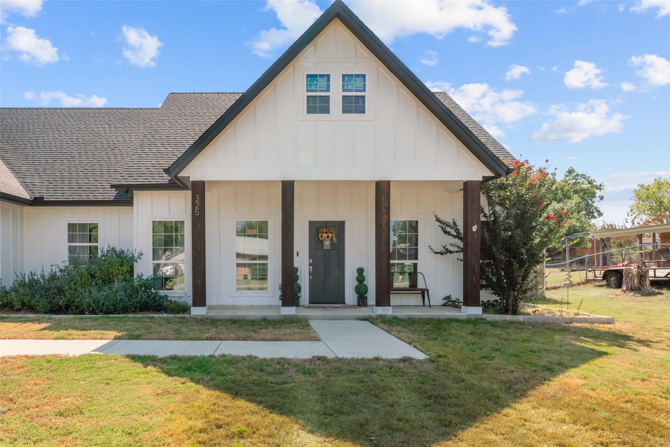 325 Berryhill Drive Springtown TX 76082