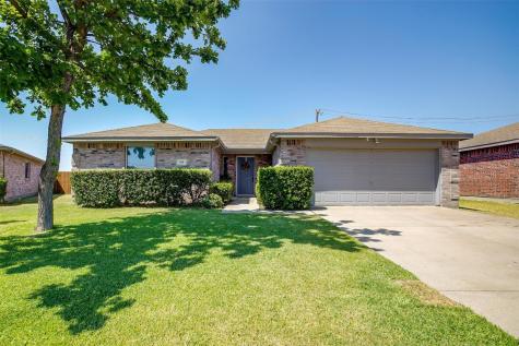 309 Oxford Street Burleson TX 76028