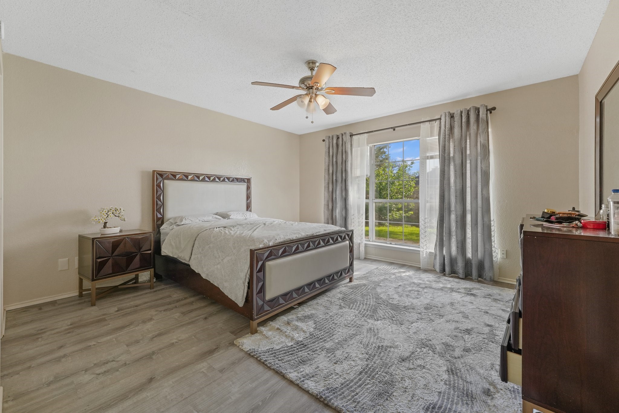 4911 Hibiscus Drive Arlington TX 76018