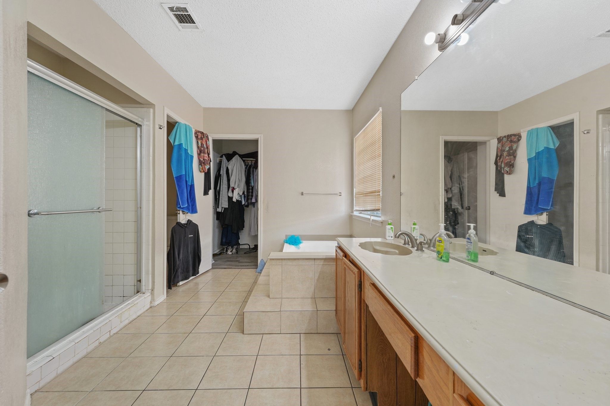 4911 Hibiscus Drive Arlington TX 76018