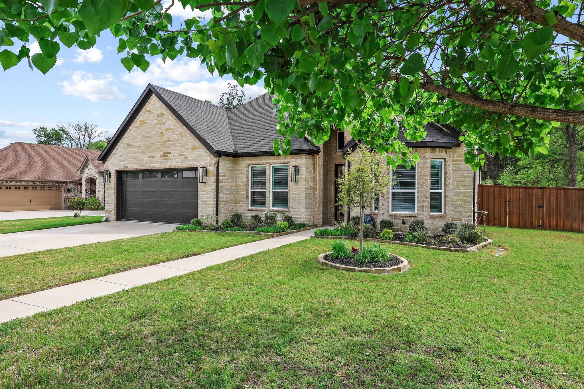 57 Lone Oak Boulevard Pottsboro TX 75076