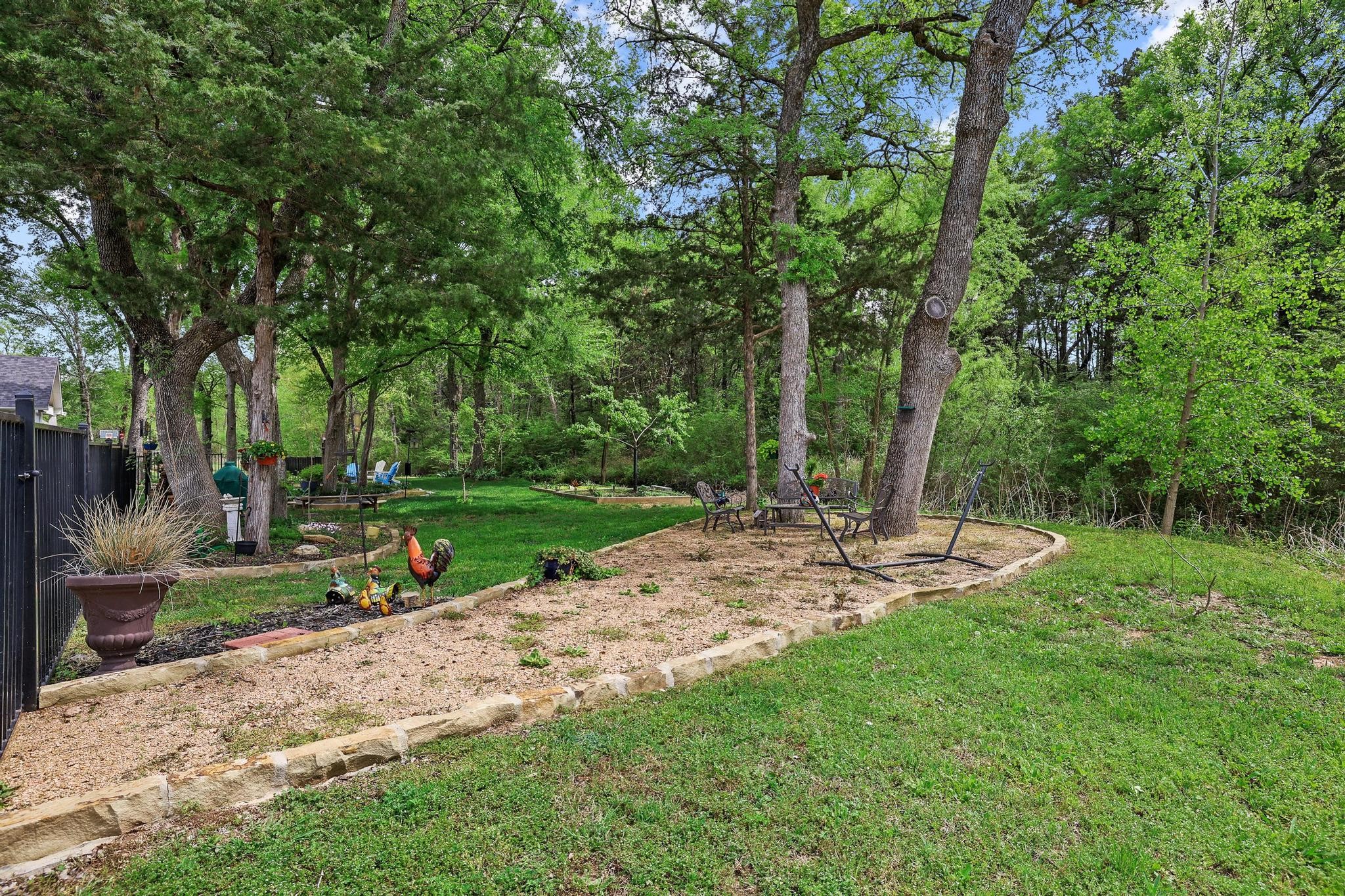 57 Lone Oak Boulevard Pottsboro TX 75076