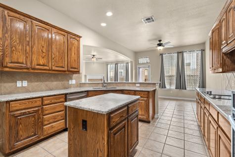 812 Sugar Hill Avenue Cleburne TX 76033
