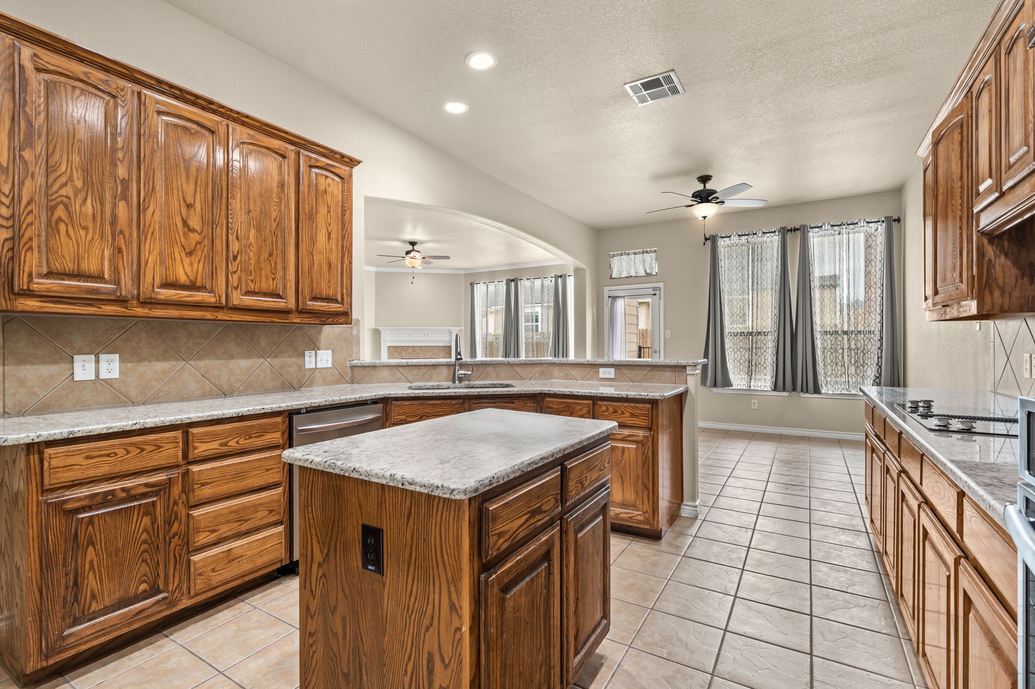 812 Sugar Hill Avenue Cleburne TX 76033
