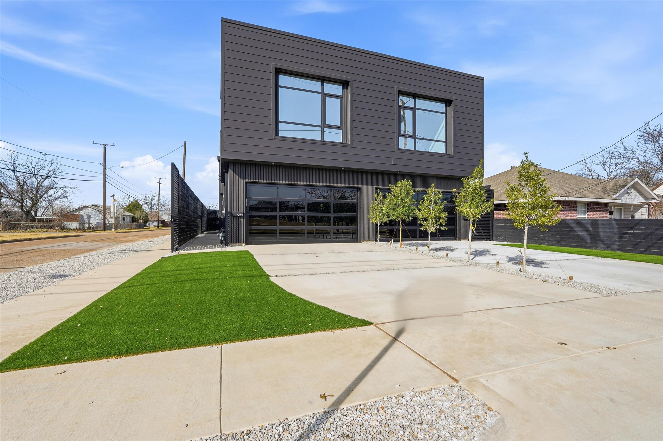 6801 Tyree Street Dallas TX 75209