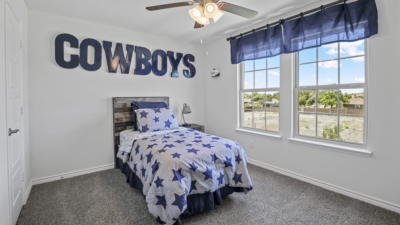 7085 Bison Creek Lane Garland TX 75043