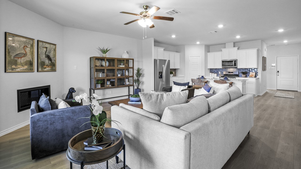 7085 Bison Creek Lane Garland TX 75043