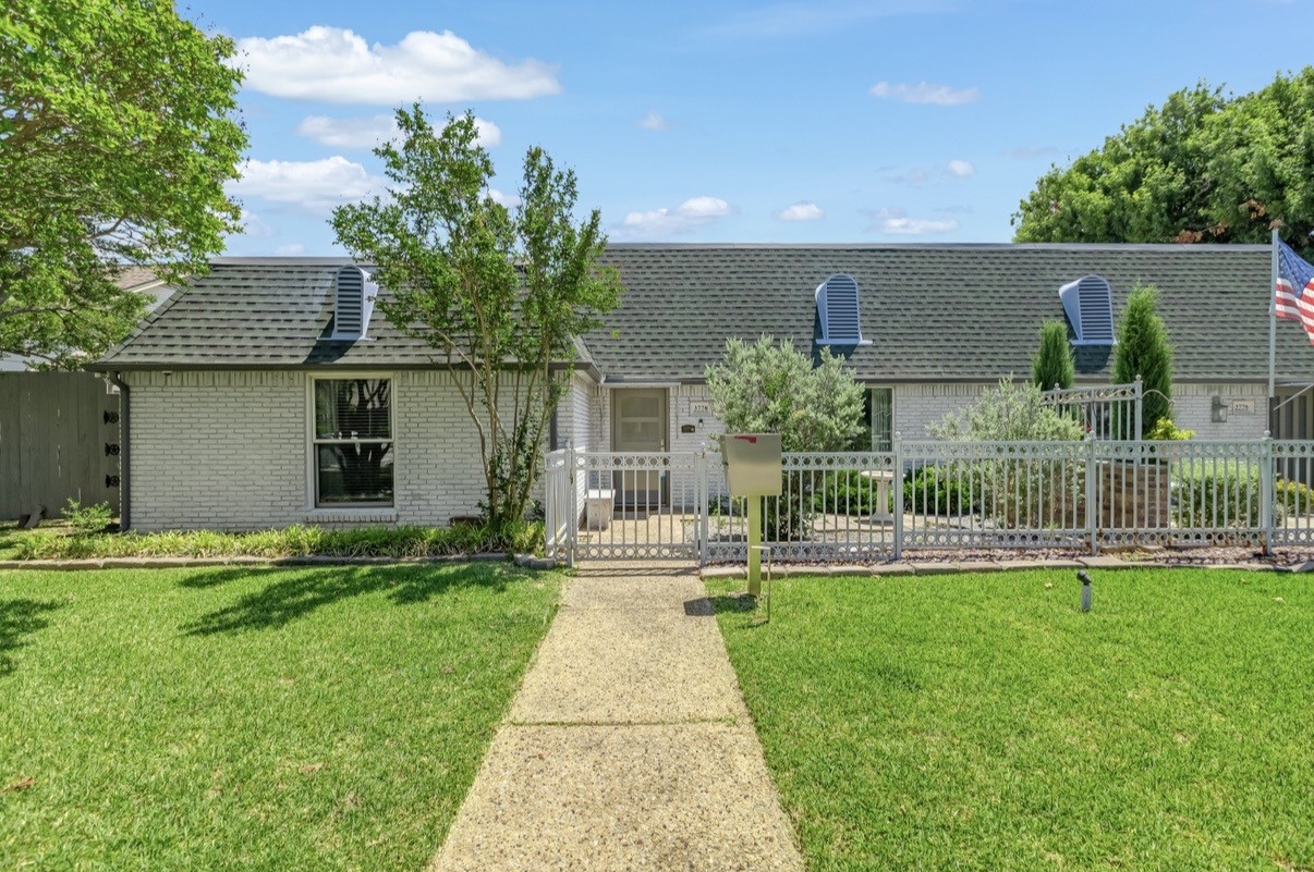 3778 Weeburn Drive Dallas TX 75229