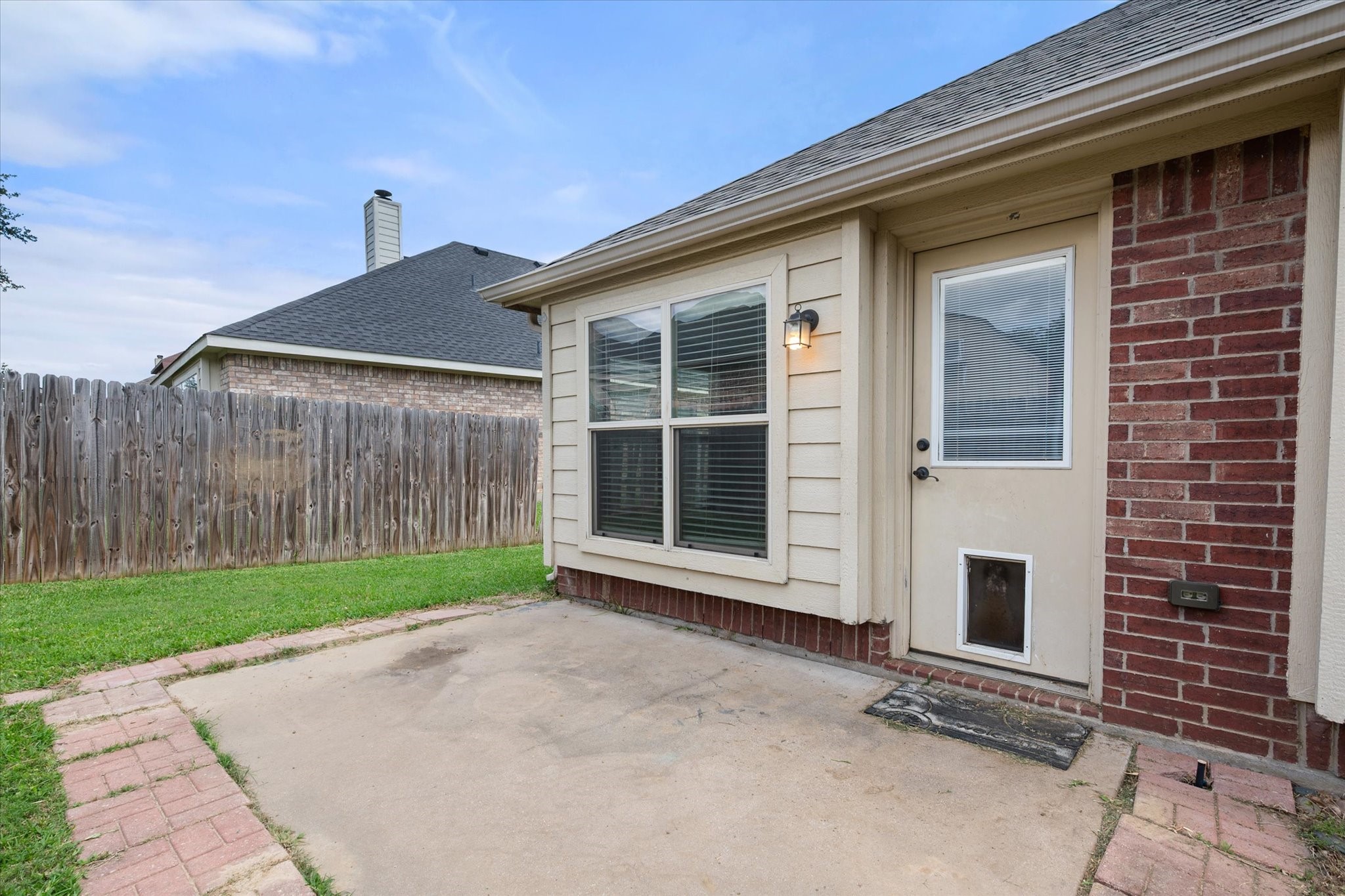 1205 Rosa Lane Mansfield TX 76063