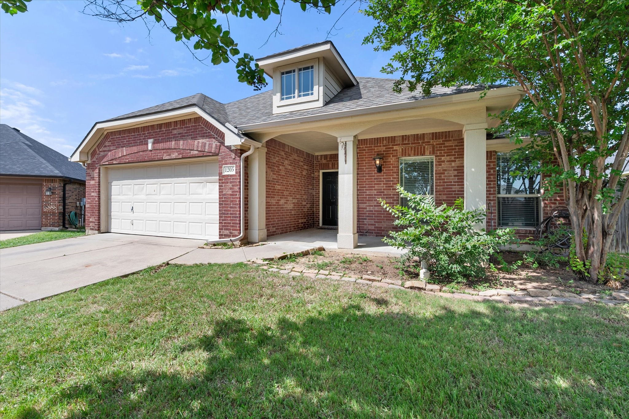 1205 Rosa Lane Mansfield TX 76063
