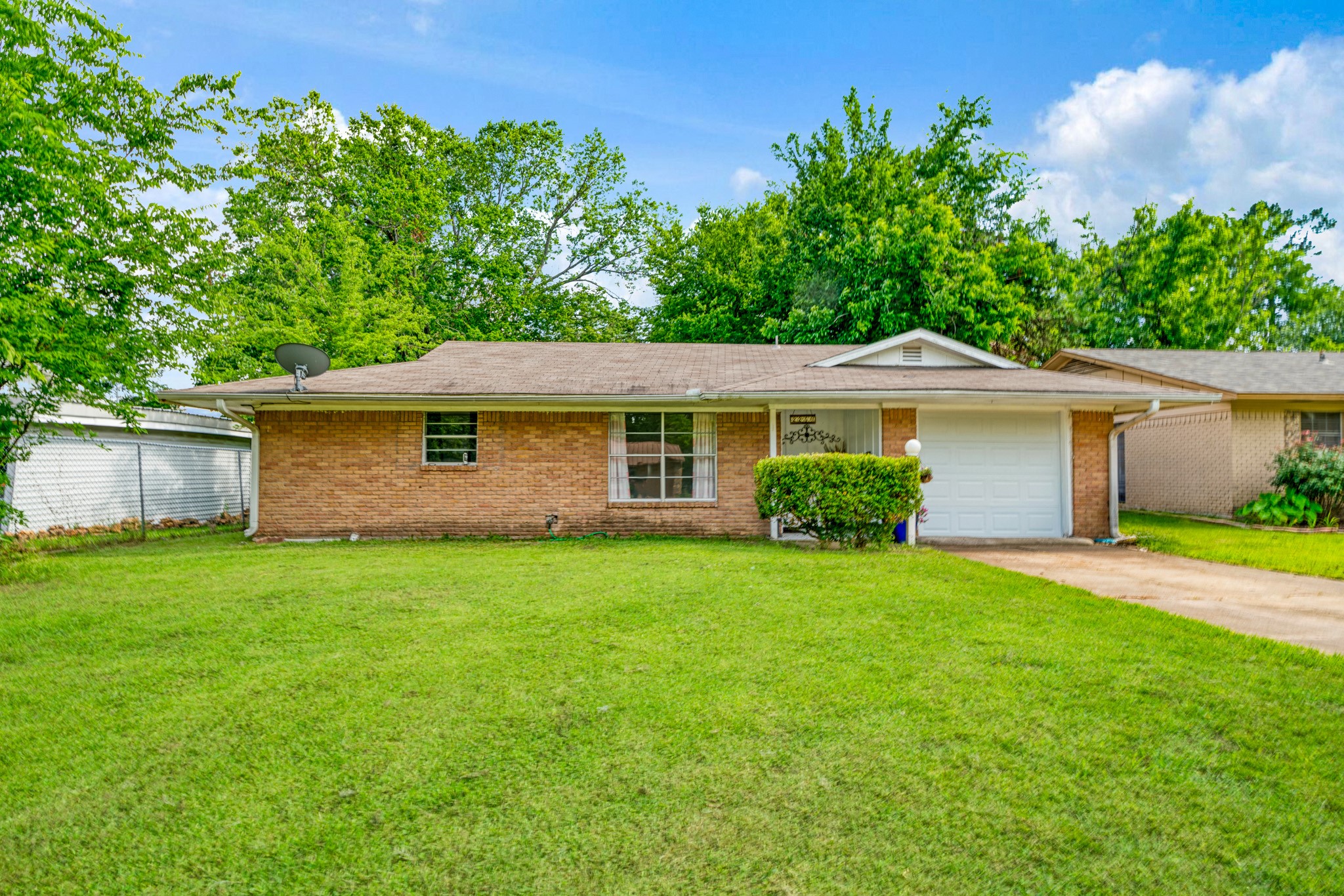 2250 Bella Vista Drive Paris TX 75460