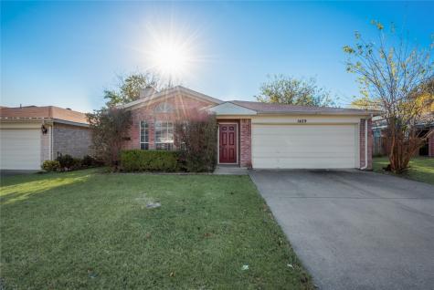 1429 Yorkshire Street Fort Worth TX 76134
