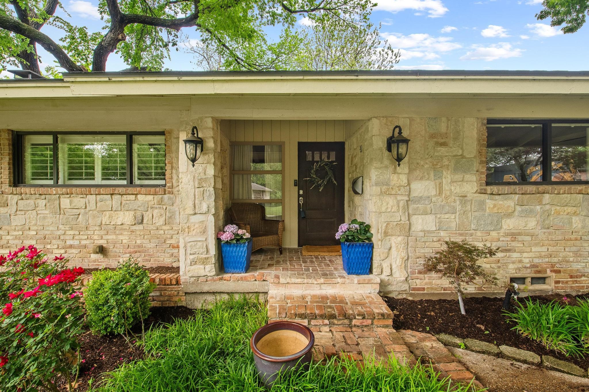 10111 Shadyview Drive Dallas TX 75238