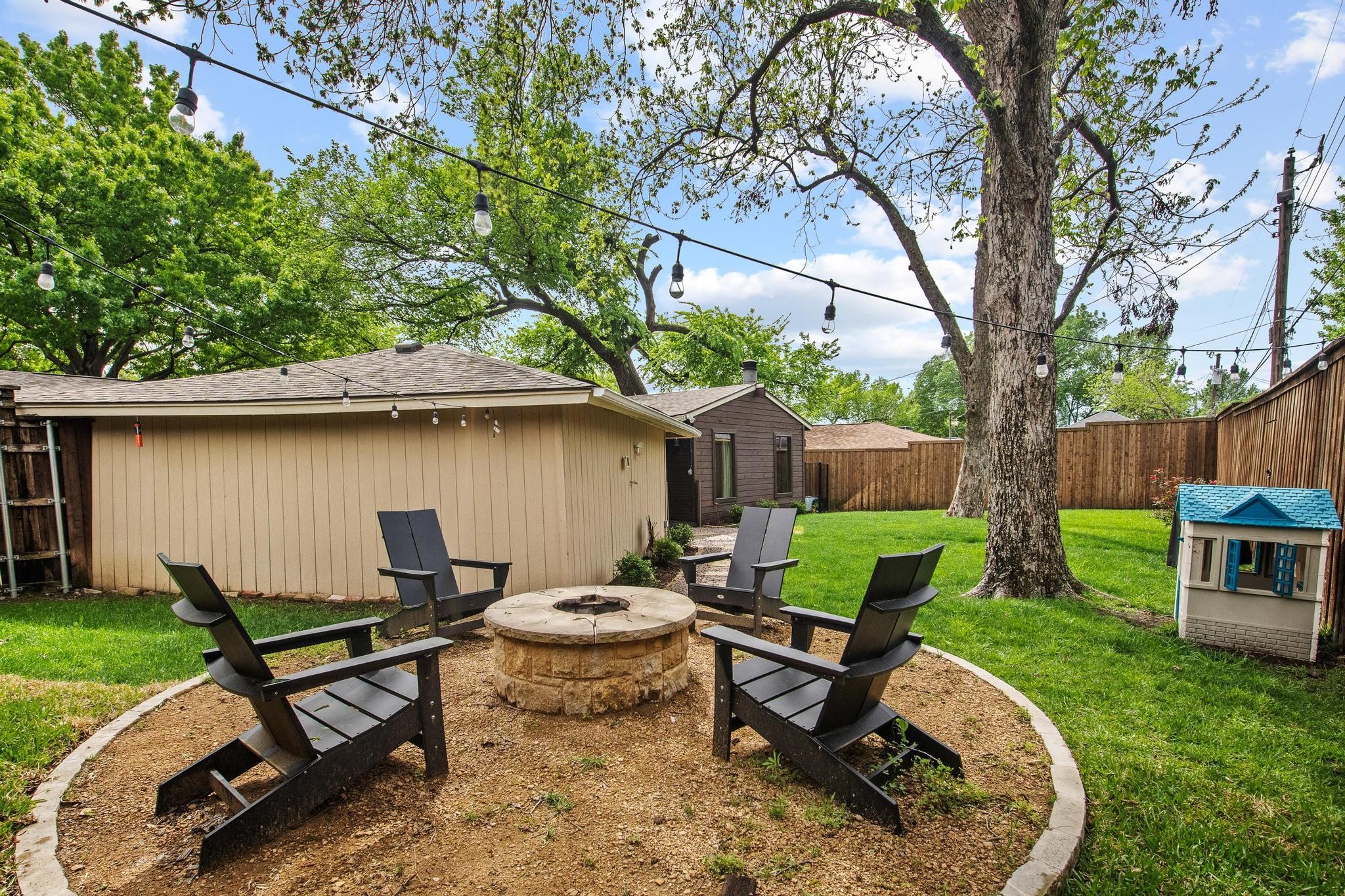 10111 Shadyview Drive Dallas TX 75238