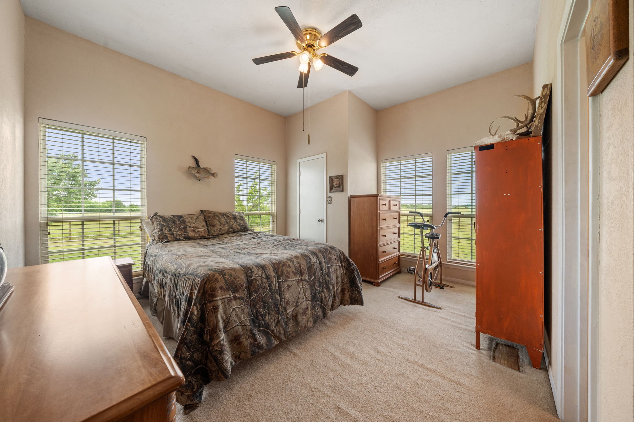 404 Fm 1566 W Wolfe City TX 75496