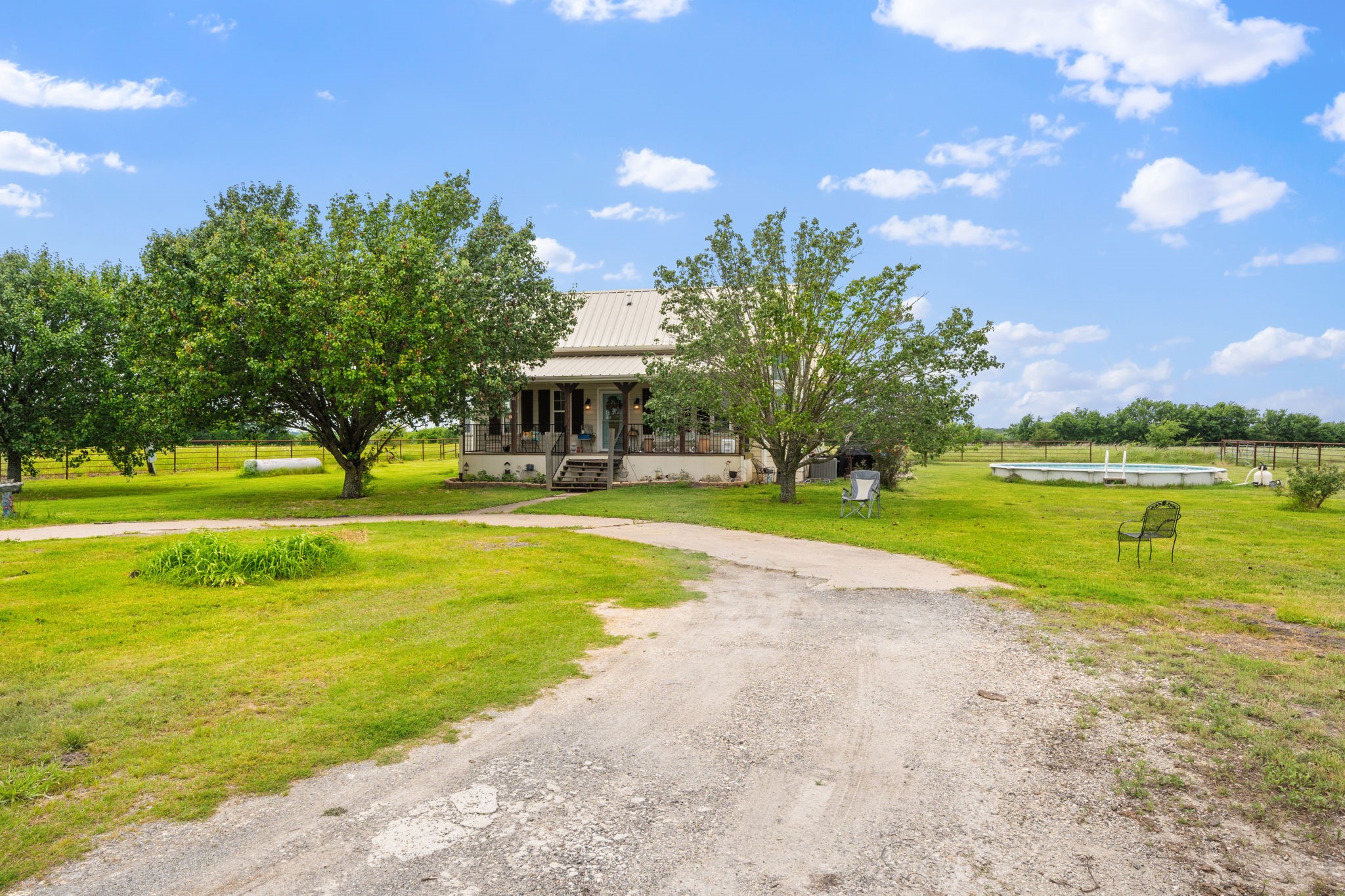 404 Fm 1566 W Wolfe City TX 75496