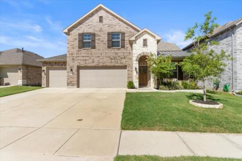 1909 Drover Creek Road Aubrey TX 76227