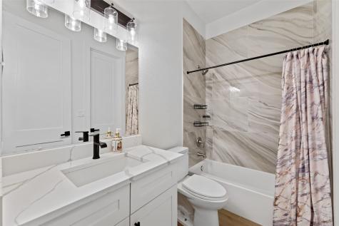 4706 Victor Street Dallas TX 75246