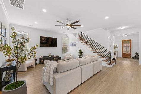 4706 Victor Street Dallas TX 75246