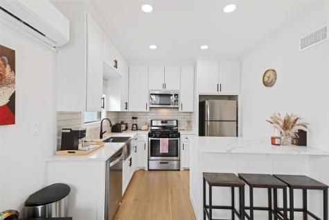 4706 Victor Street Dallas TX 75246