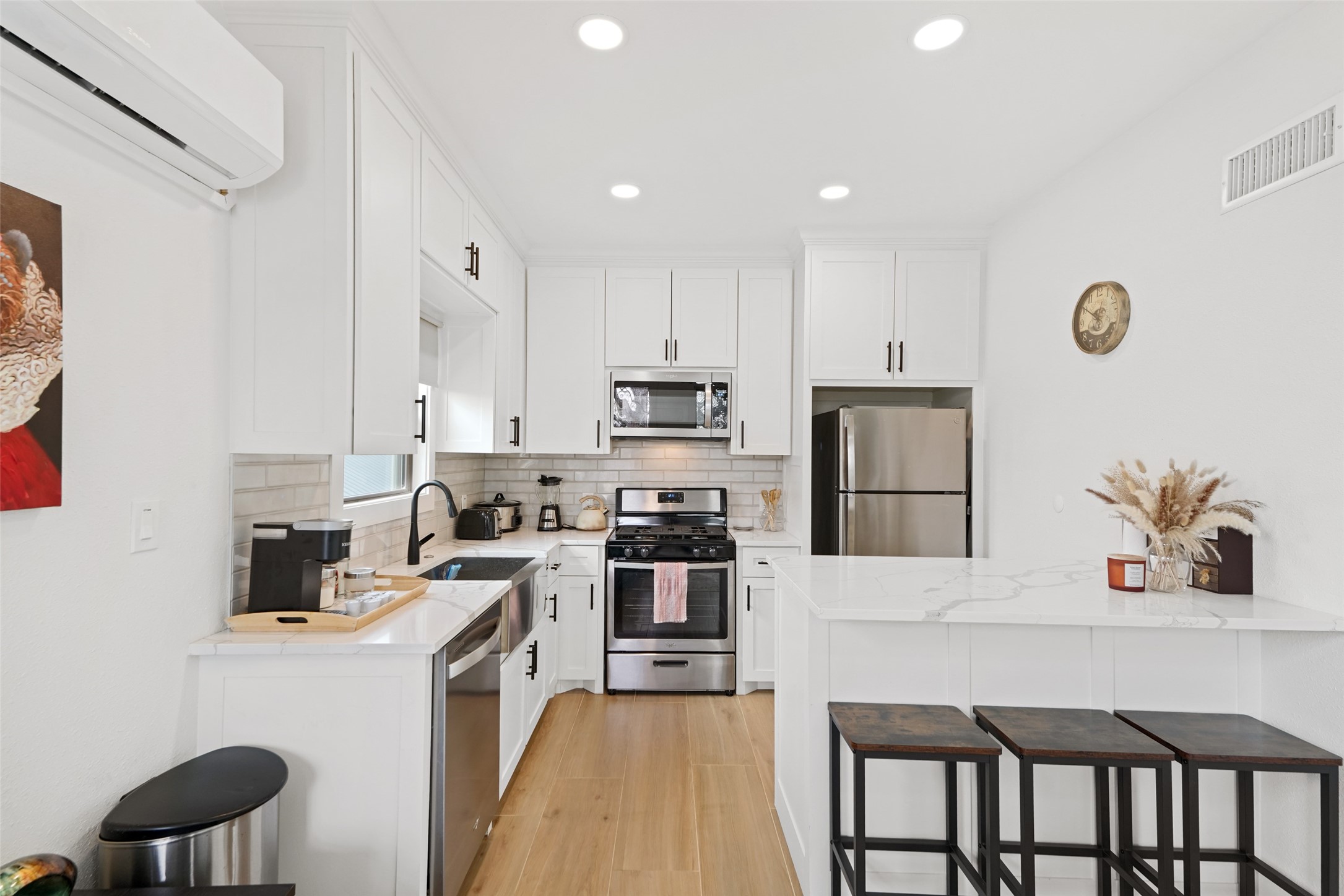 4706 Victor Street Dallas TX 75246
