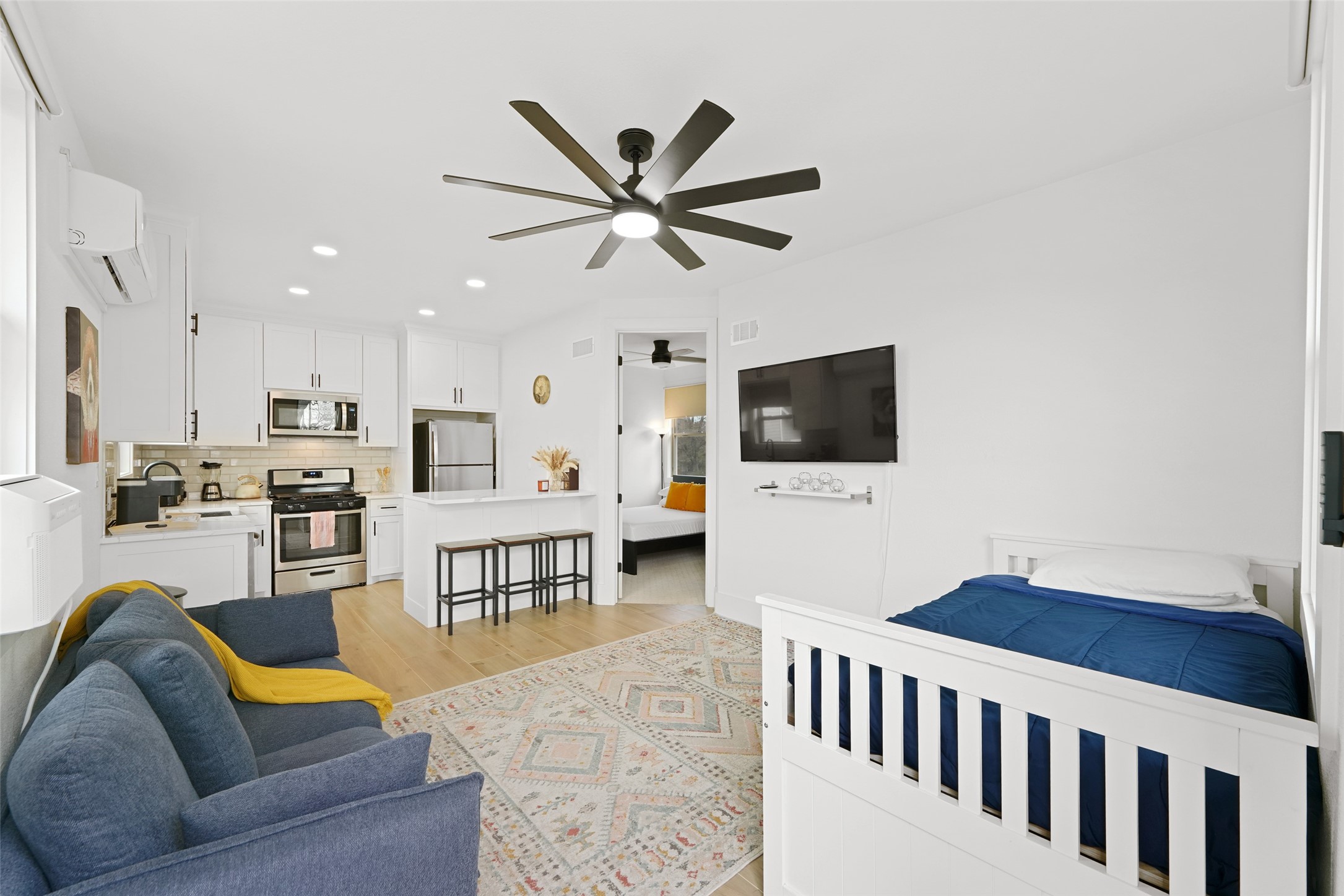 4706 Victor Street Dallas TX 75246
