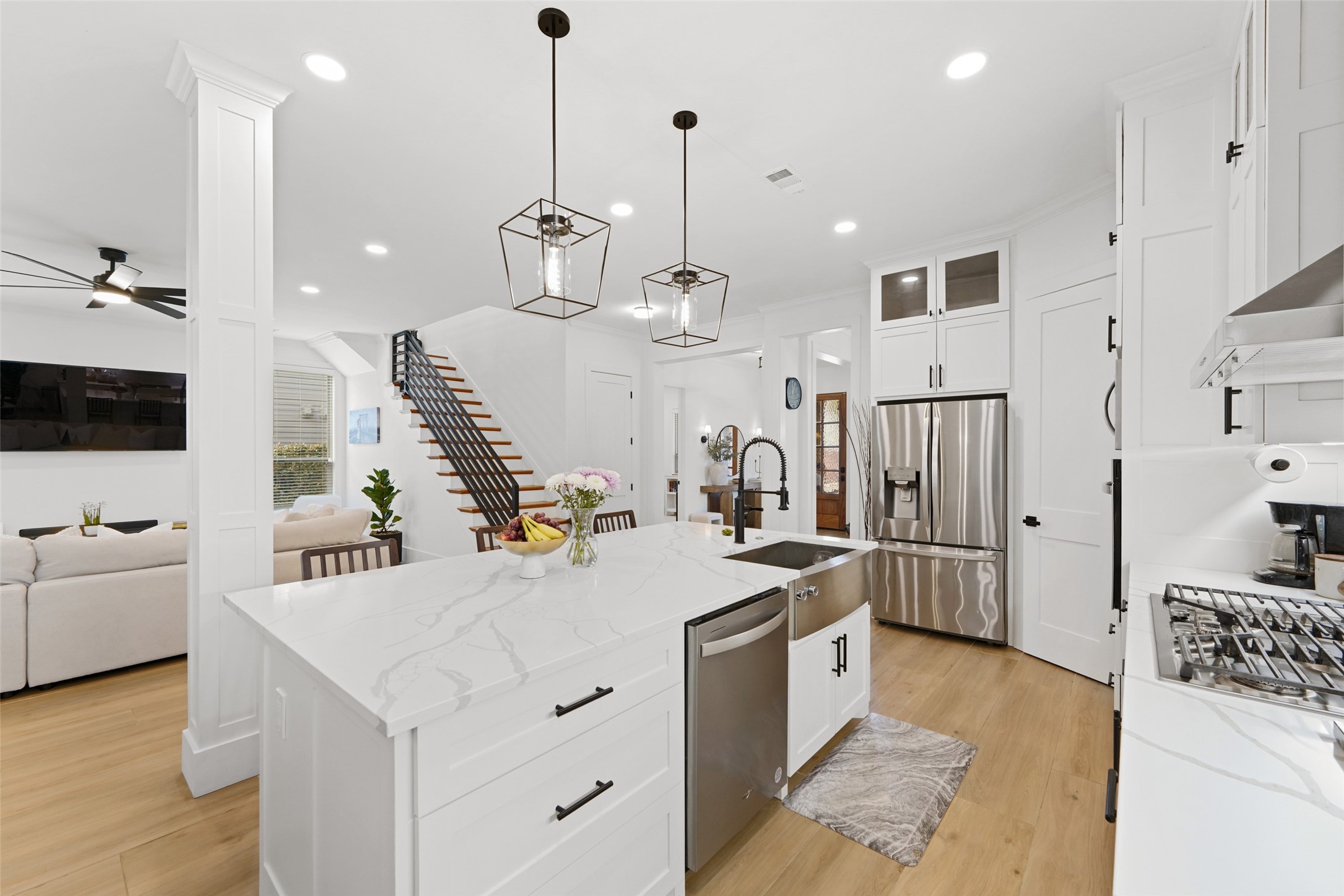 4706 Victor Street Dallas TX 75246
