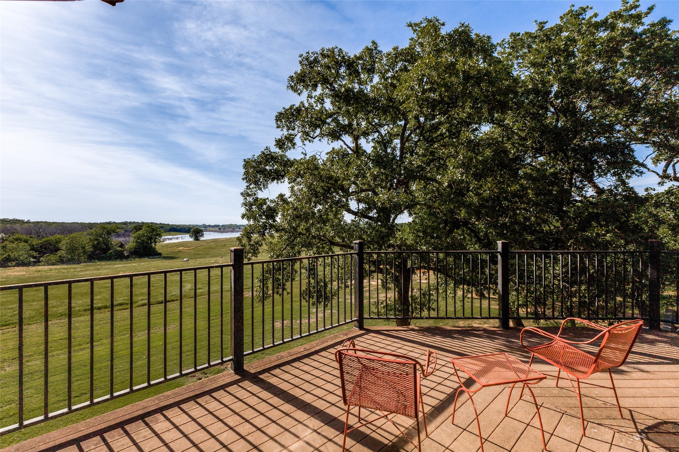 1955 County Road 2980 Windom TX 75492