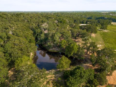1955 County Road 2980 Windom TX 75492