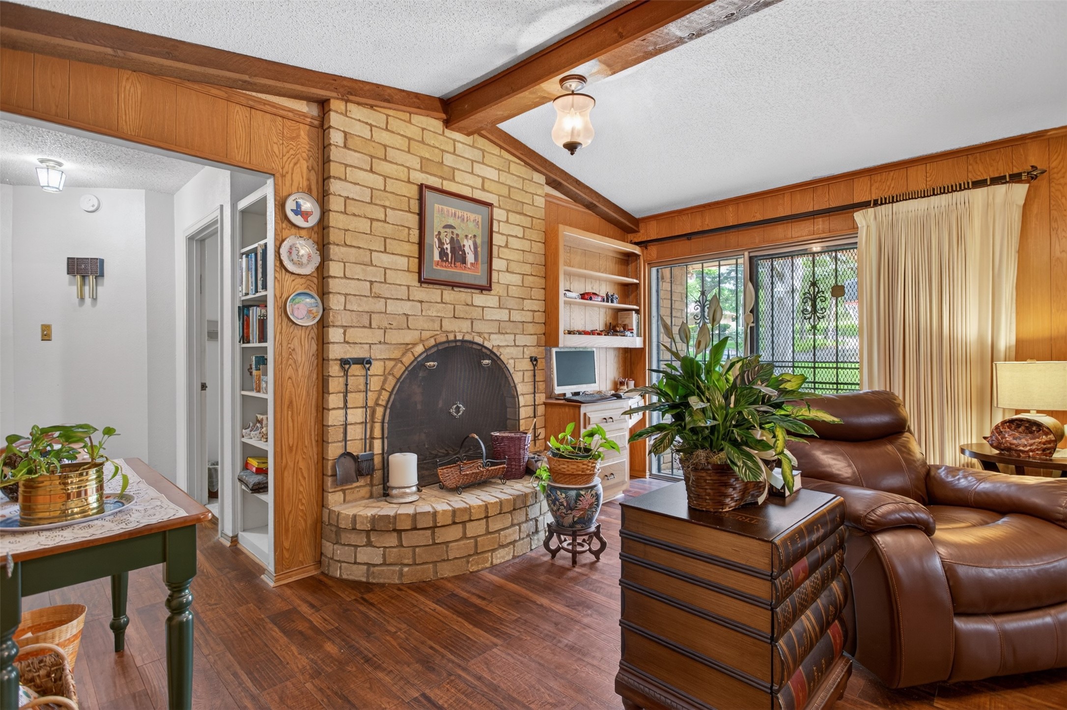 6010 Hunters View Lane Dallas TX 75232
