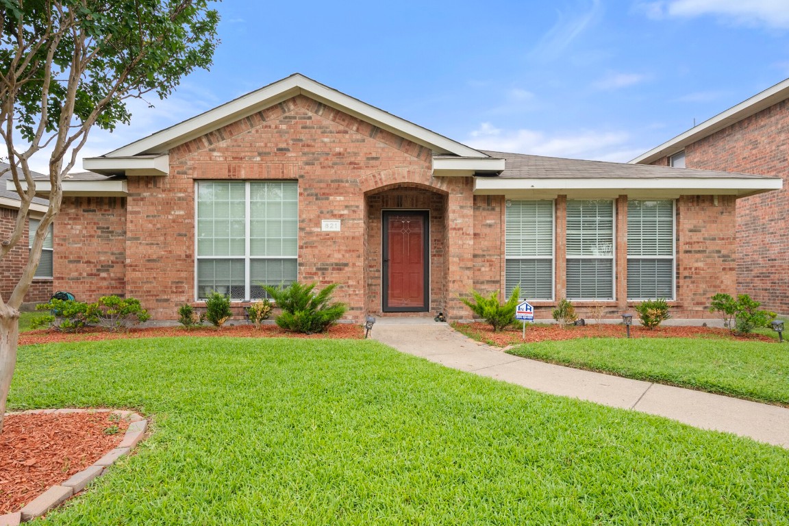 621 Horseshoe Court Desoto TX 75115