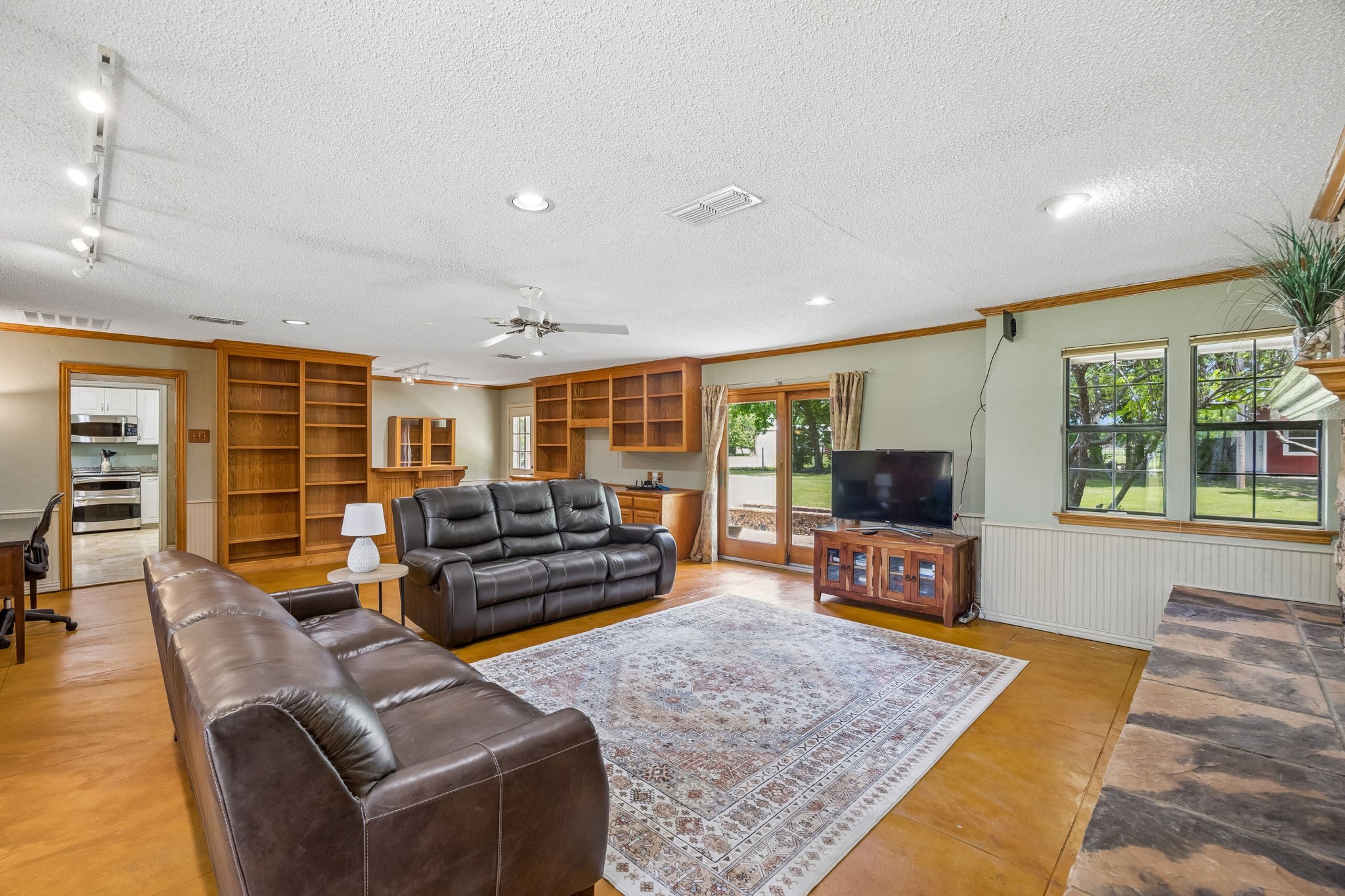 1300 Rock Ridge Road Lucas TX 75002