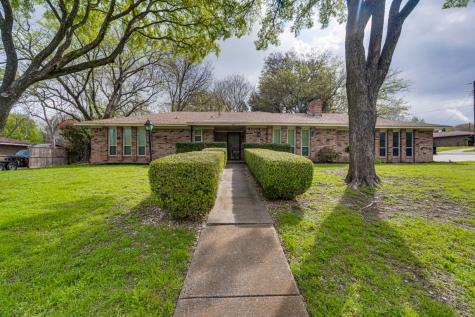 400 Rickey Canyon Avenue Desoto TX 75115