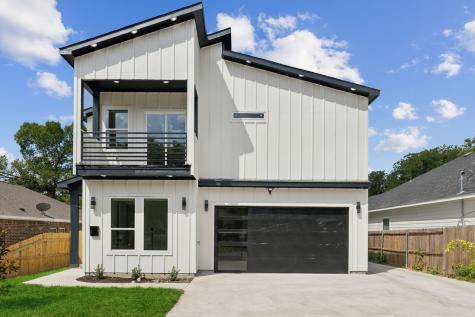 3221 Fernwood Avenue Dallas TX 75216