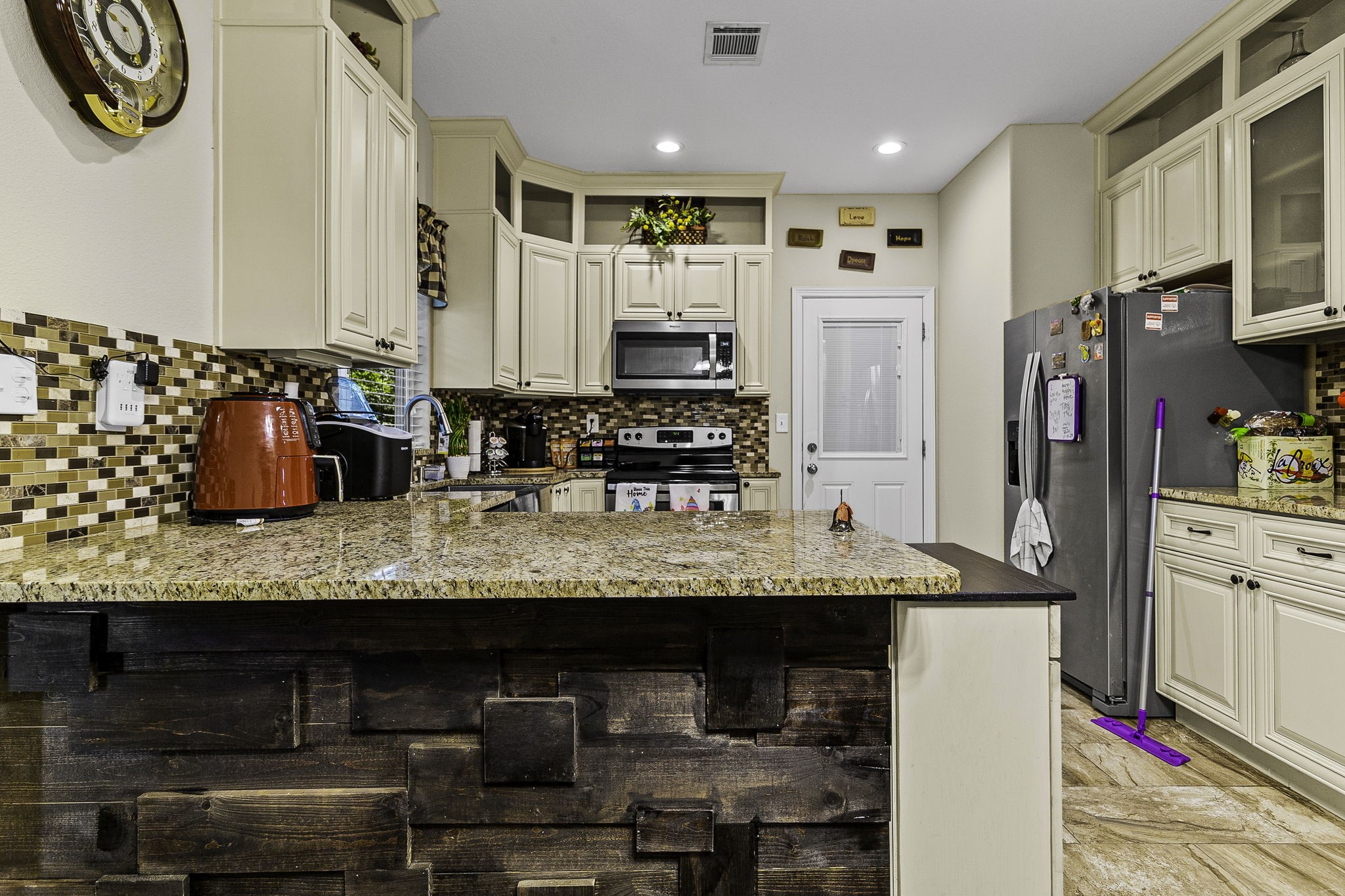 27 Lakewood Trinity TX 75862