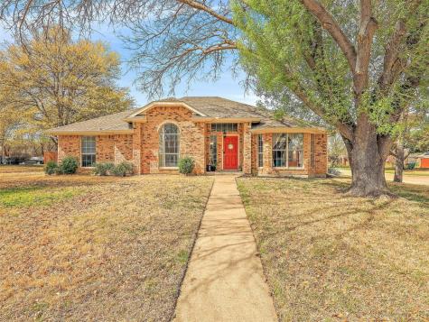 2060 Cameo Drive Lewisville TX 75067