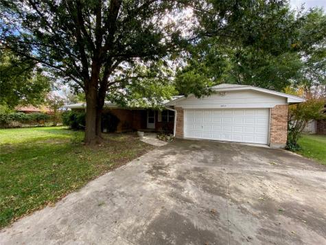 4413 Mcarthur Circle Brownwood TX 76801