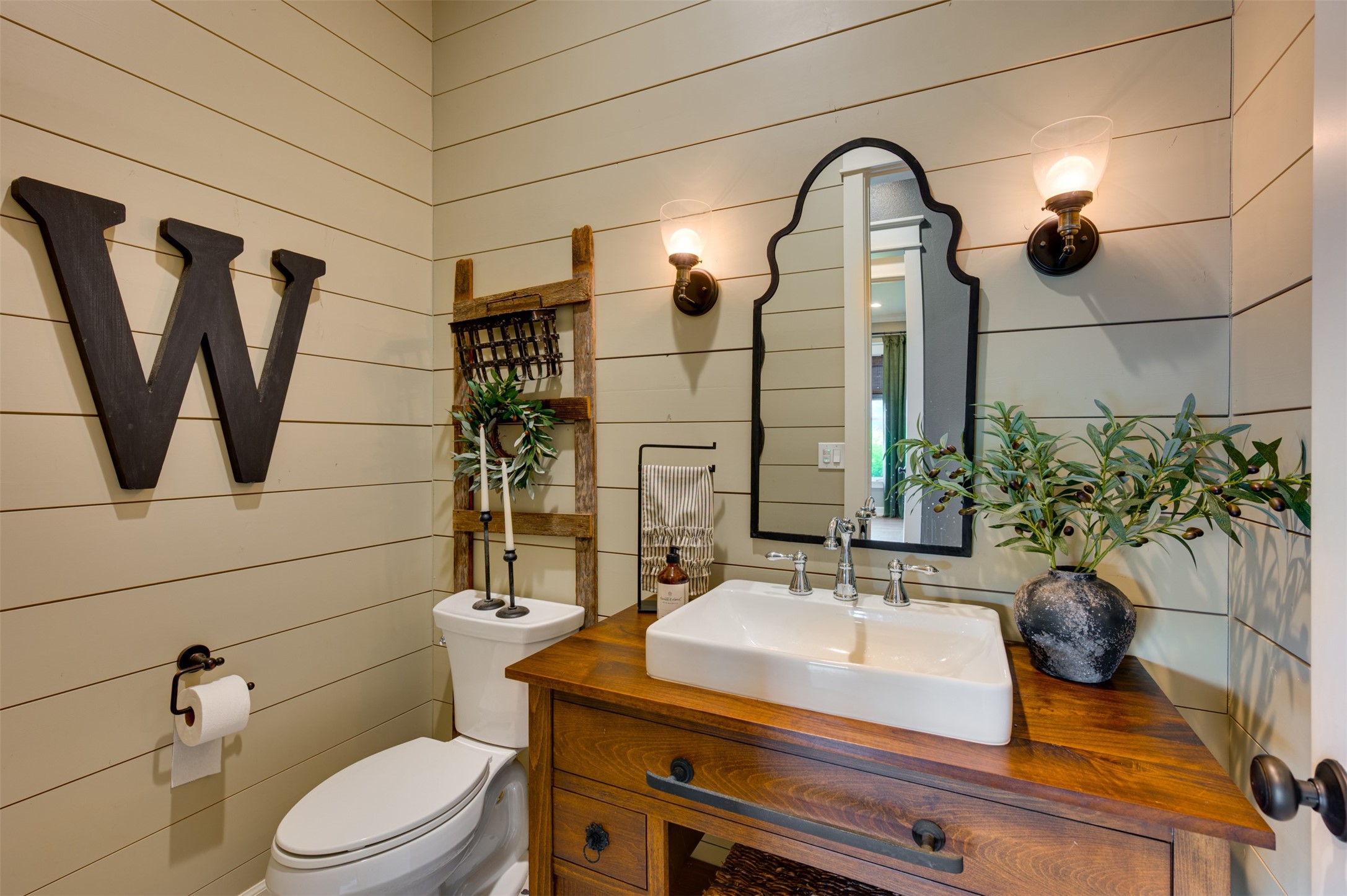 1188 An County Road 103 Elkhart TX 75839