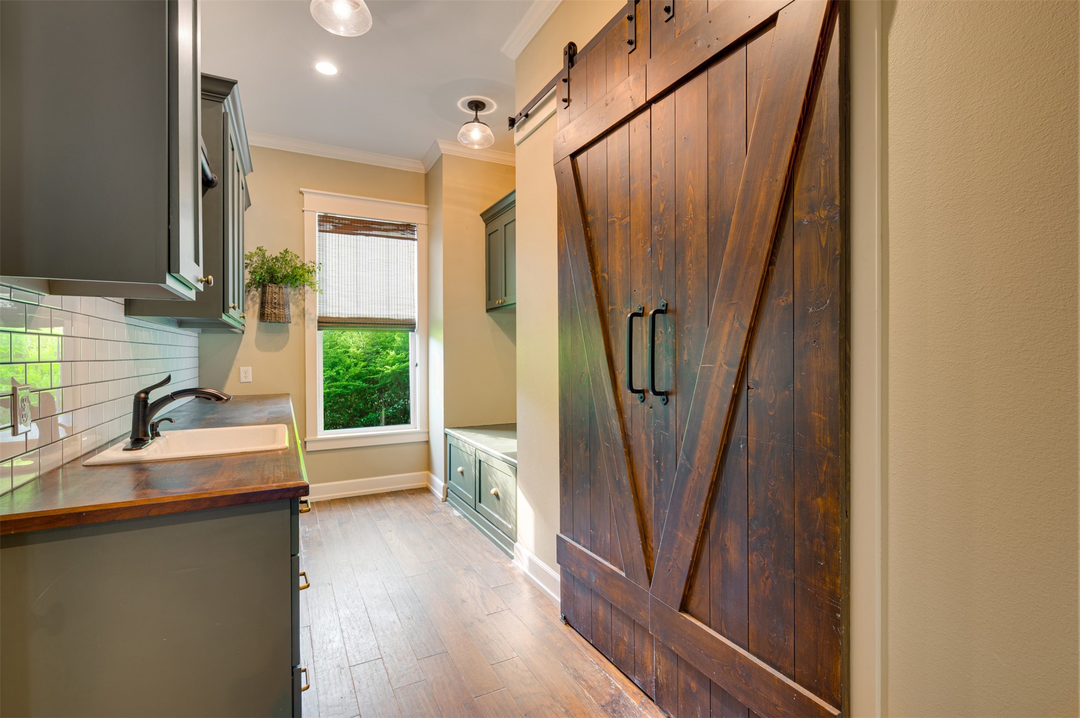 1188 An County Road 103 Elkhart TX 75839