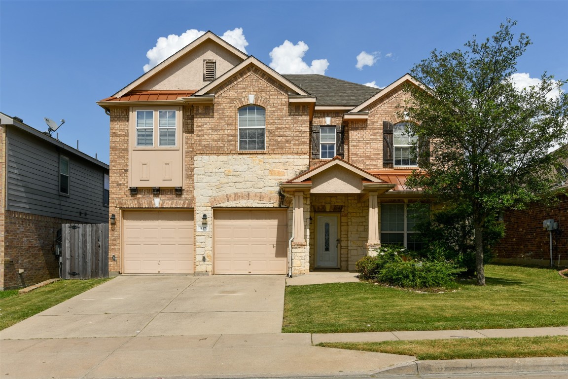 917 Bee Creek Lane Fort Worth TX 76120
