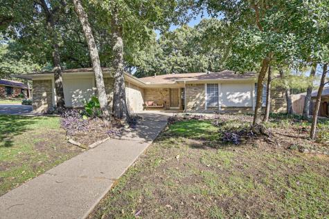 5925 Woodmeadow Drive Arlington TX 76016