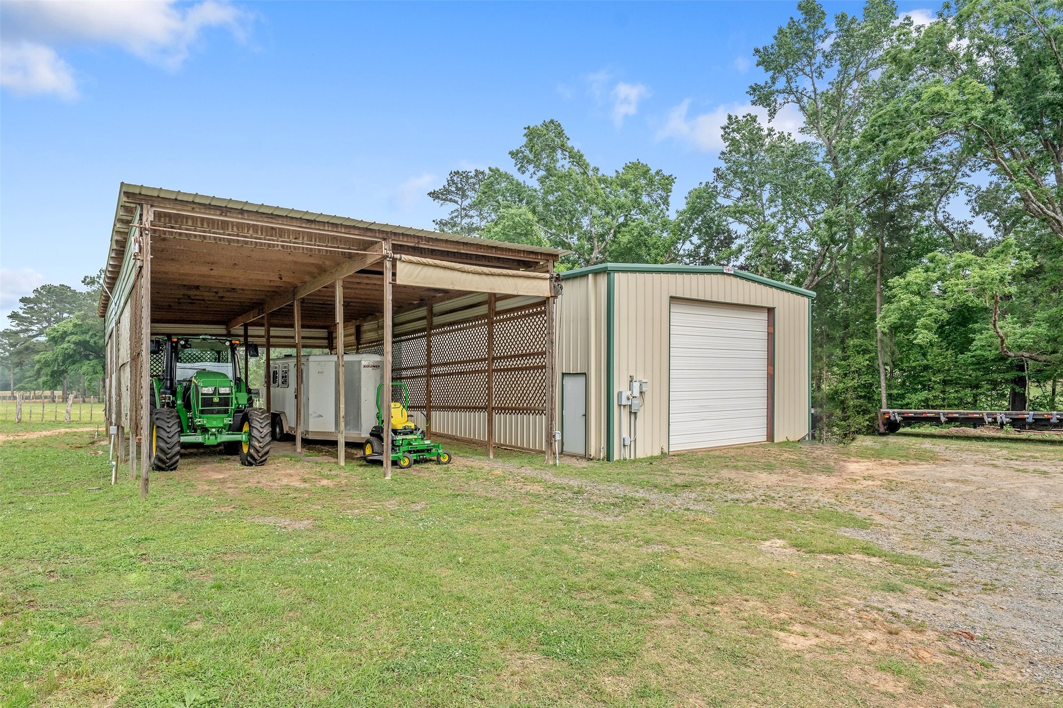 23241 County Road 2159 Troup TX 75789